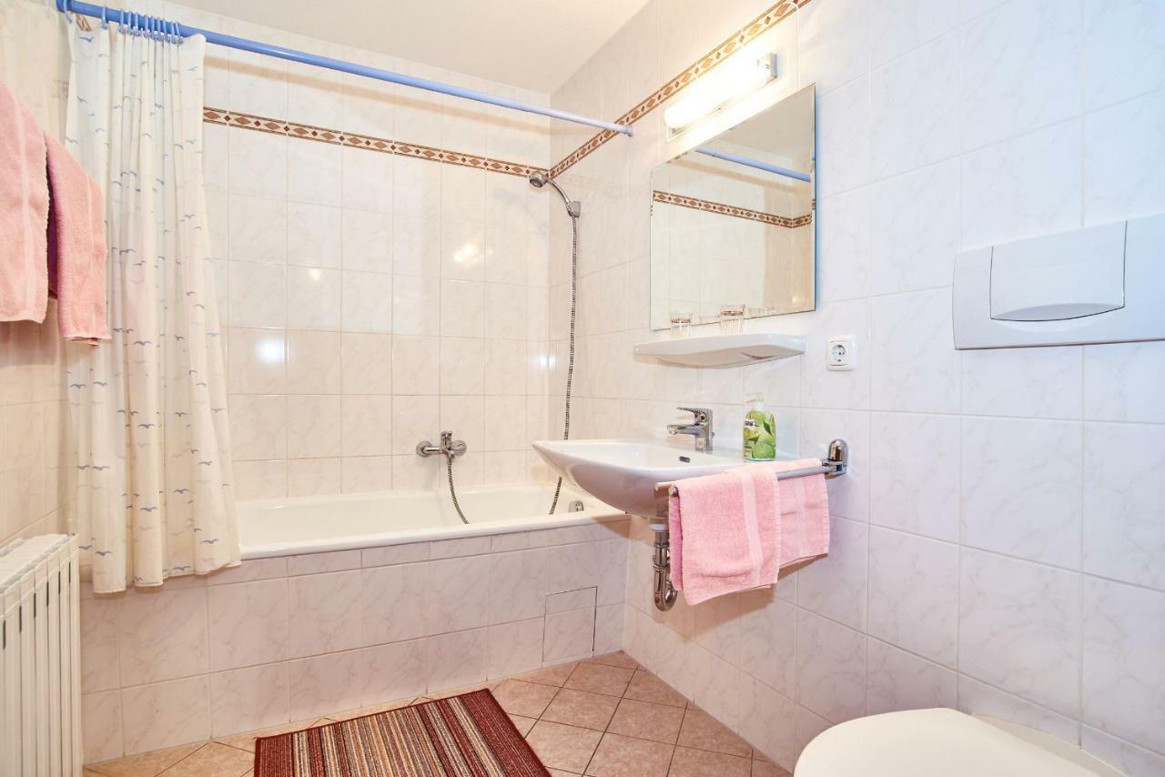 Alpenland Schneck Apartment เบิร์ชเทสกาเดน ภายนอก รูปภาพ